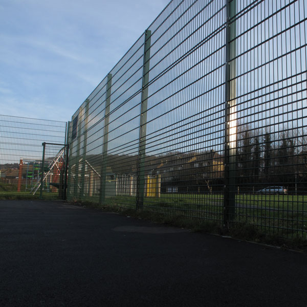 REBOUND MESH FENCING