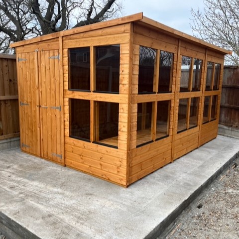 Power pent potting shed with double doors