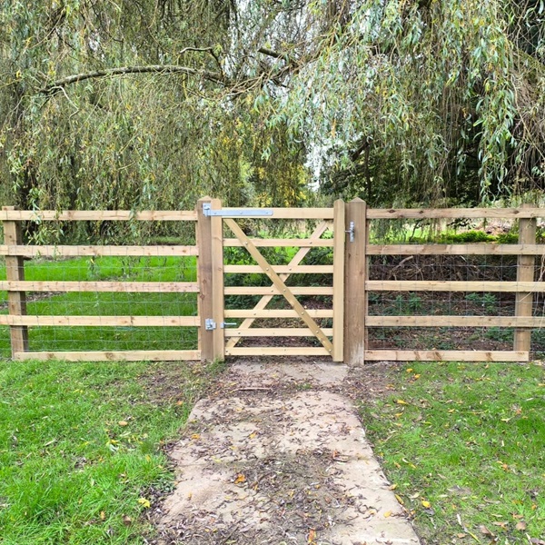 Field gate and square edge post and rail + stock mesh