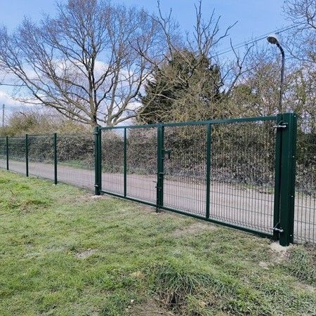 Protek 1000 mesh and gates
