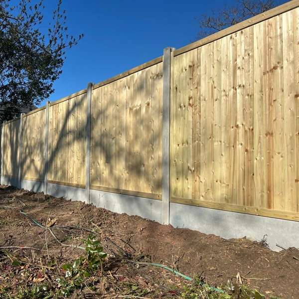 TGV panels with concxrete posts and boards