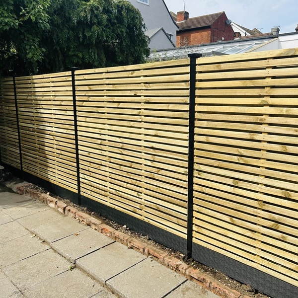 Contemporary with Black Durapost and Prima boards