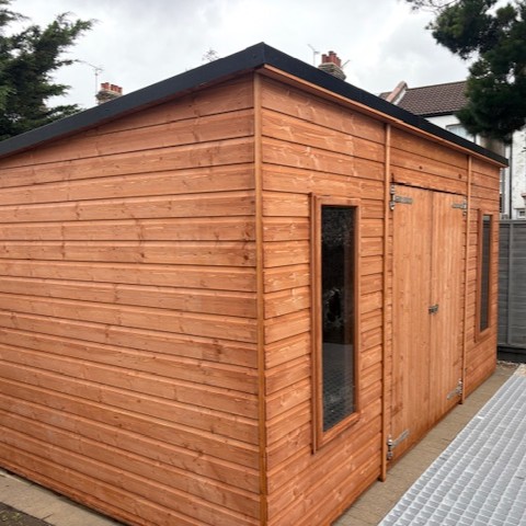 Major Pent 4.5m x 2.7m, 1500mm wide double door, modern windows and EPDM rubber roof
