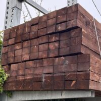 SQUARE EDGE POST BROWN