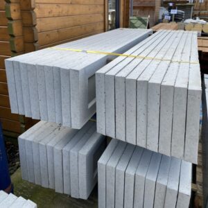 Bulk pack of concrete gravel boards