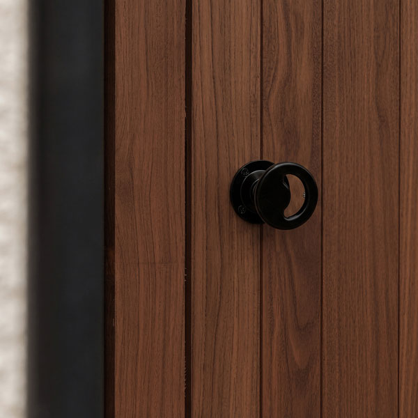 Advanced-hardware-ring-gate-latch