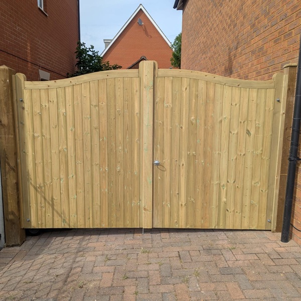Liberton Sweeping Top double gates