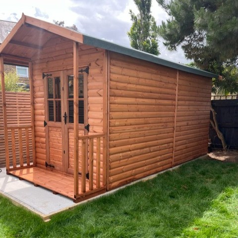 Major Apex 4.2m shed + 0.6m ver x 2.1m, 18mm loglap cladding, 4 pane double door. no windows, 150mm extra eaves height, 45cm deep work bench