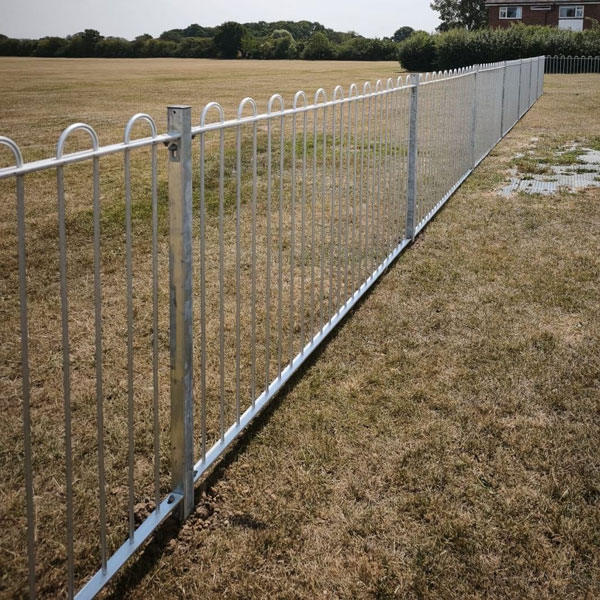 Hoop top fencing galvanised