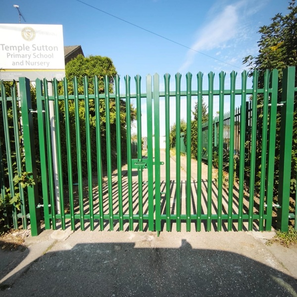 Triple Point Palisade Double Gates Green