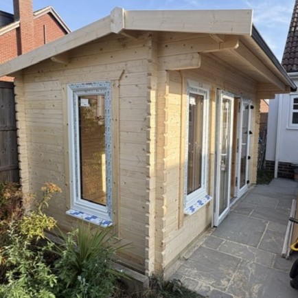 Power Apex Log Cabin (44mm) 4.2m x 2.4m DDW. All white uPVC doors and windows
