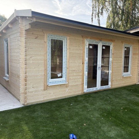 Bespoke Power Apex Log Cabin WDDW (44mm) Internal room