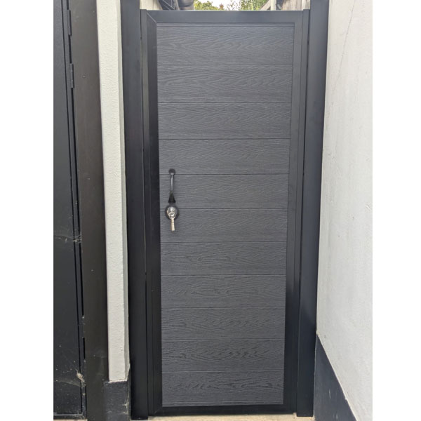 DuraPost Vista Gate with Aluminium Surround (Black frame and surround with Slate boards)