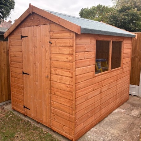 Norfolk shed 2.4m x 1.8m